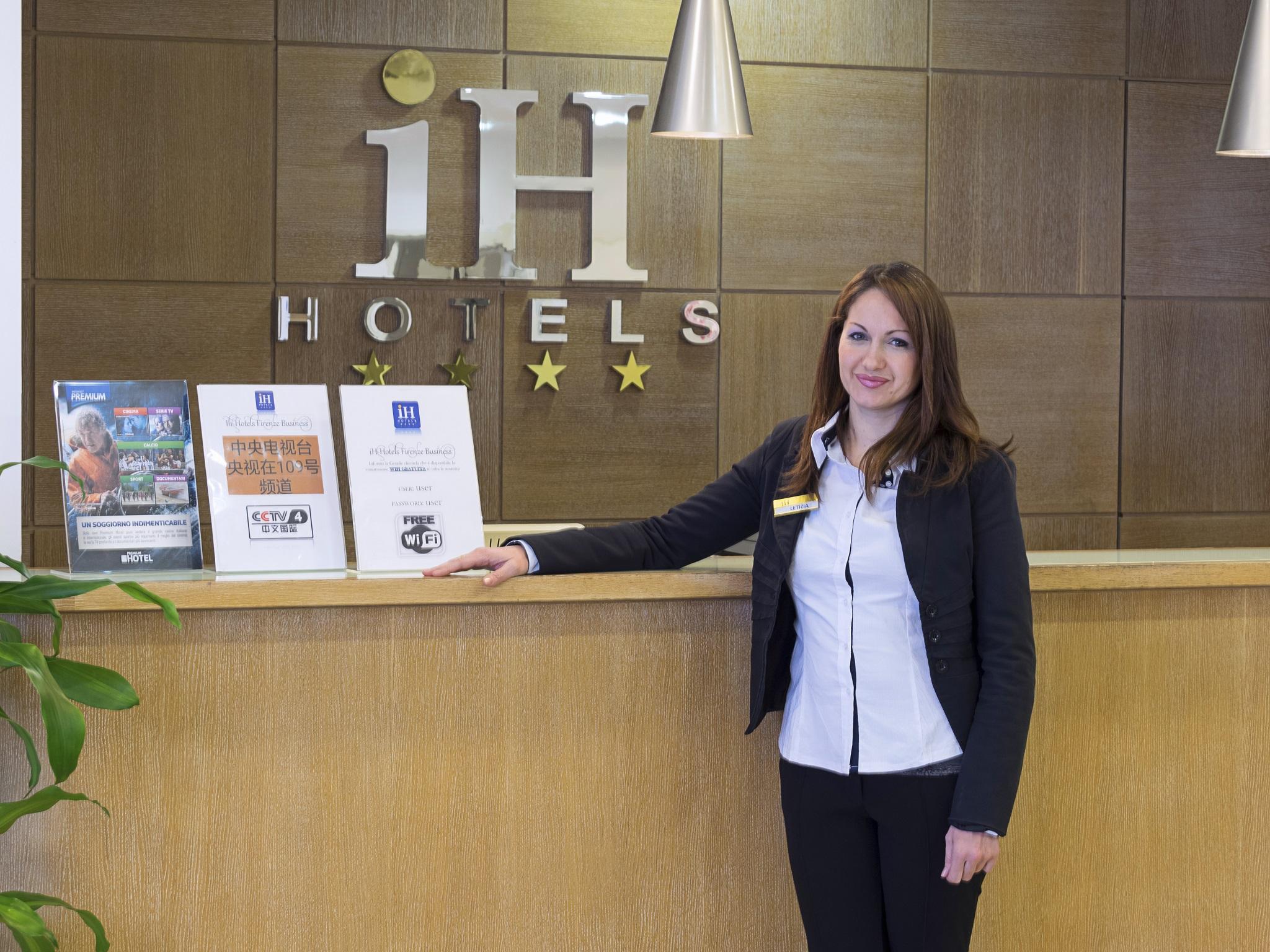 Ih Hotels Firenze Business Scandicci Kültér fotó