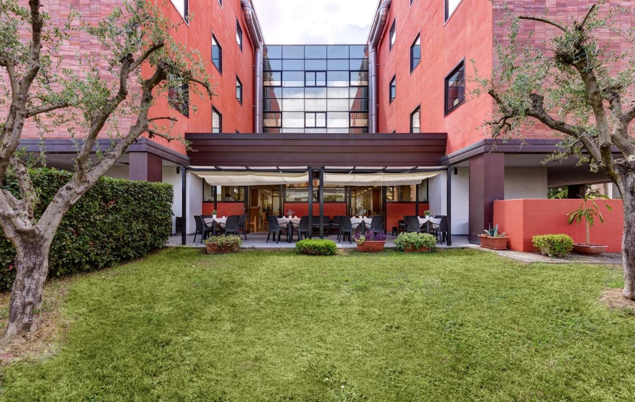Ih Hotels Firenze Business Scandicci Kültér fotó